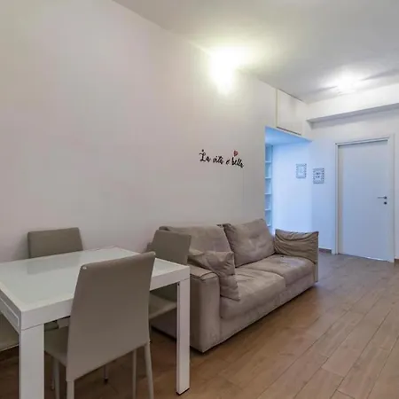 Charme & The Apartament Mediolan